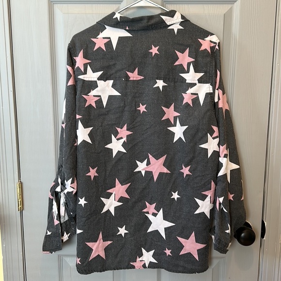 Torrid Gray and Pink Star Oversized Button Down Shirt - Picture 8 of 12